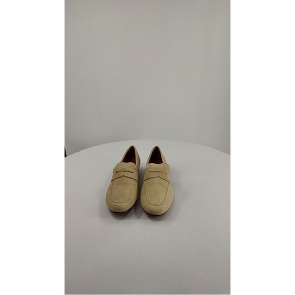 Quince Women Italian Suede Penny Loafer Almond 9, NEW in BOX !! Retails $84 - Picture 2 of 6
